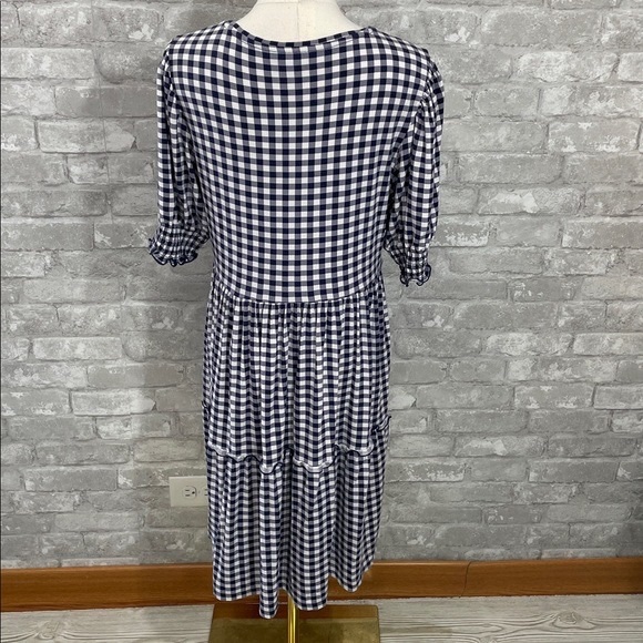 Classic Black & White Gingham Tiered Women's Dress - Picture 2 of 6